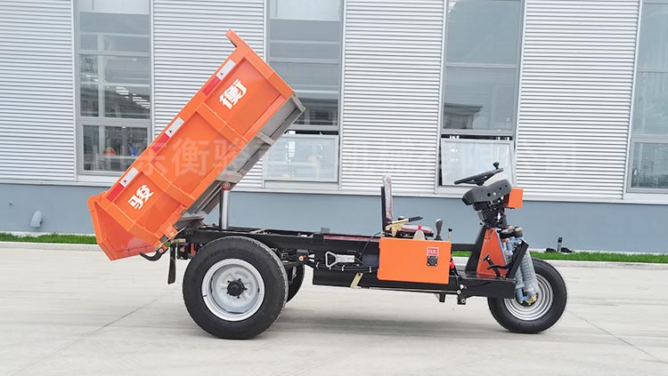 2噸礦山電動自卸車