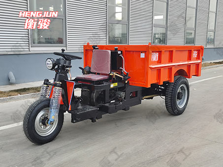 低矮型柴油三輪車