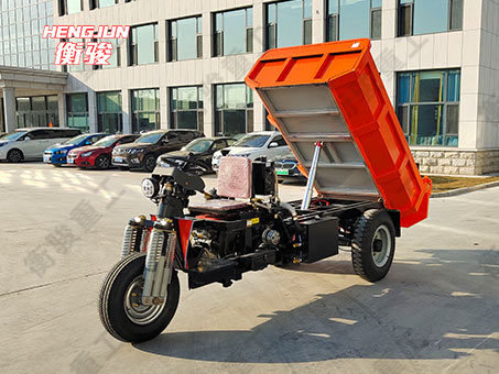 4噸柴油三輪車(chē)